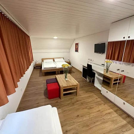 Landgasthof Zum Zimmermann - Rapperswil Hotel